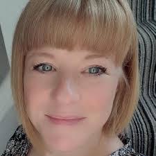 Susan Hambleton's Instagram, Twitter & Facebook