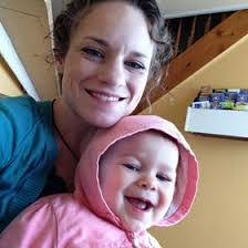 Lauren Hindman's Instagram, Twitter & Facebook