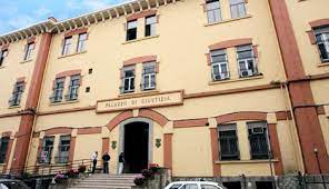 È consentito rappresentarsi da soli, depositando in autonomia il proprio atto e. Tribunale Di Nocera Inferiore