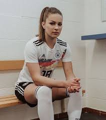 Aus wikipedia, der freien enzyklopädie. Frauen Wm 2019 Das Sind Die Schonsten Spielerinnen