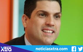 AHORA. La periodista Carmen Jovet anunció hoy la muerte de Pedro Juan Rúa,  profesor universitario y padre de sus dos hijos, Pedro y Javier Rúa Jovet.  El profesor falleció por causas naturales