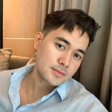 Sam Gonzales (@Samgonzales69)