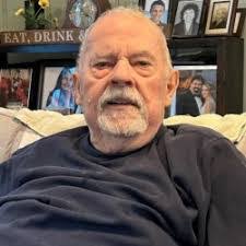 Philip Simard's Instagram, Twitter & Facebook