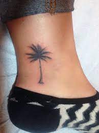 Small Ankle Palm Tree Tattoo Tatoeage Ideeen Tatoeage Palmboom