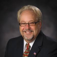 After a full and amazing life of 101 years, United Dairy Farmers'  co-founder, Robert Lindner Sr, has passed away.