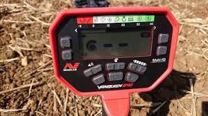 With 2 find modes and 3 levels of sensitivity, accurate detecting couldn't be easier. Minelab Vanquish Metal Detector All What You Should Know