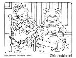 Forever friends beertjes kleurplaten leuk voor kids kleurplaat. Kleurplaat Spelen Met Pop En Beer Kleuteridee Preschool Coloring Playing With Bear And Doll Coloring Pages Color Me Cute