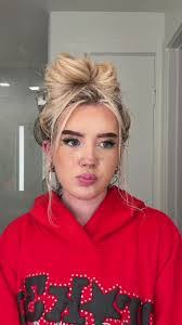 Rose Lumpkins's Instagram, Twitter & Facebook