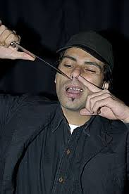 POP" (Pulsativo Olor Primordial) de Mario Costello en Alternativa.  Comunidad en escena.