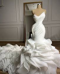 Pin By Deborah Kirkland On Our Wedding In 2020 Wedding Dress Organza Wedding Dresses Mermaid Sweetheart Dream Wedding Dresses