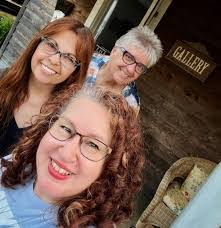 Tabitha Yap's Instagram, Twitter & Facebook