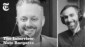 Nate Bargatze Doesn’t Mind if You Think He’s an Idiot