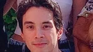 Firenze, l'amarezza dei familiari del rider morto: "Lo hanno 'licenziato'  dopo il decesso"