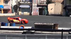 And although we can easily recognise owen wilson's voice, the origin. Disney Cars In Real Life Lightning Mcqueen Drives Around Youtube
