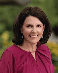 Nancy Rossiter's Instagram, Twitter & Facebook