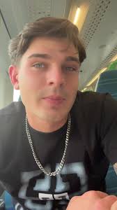 jemma sutton (@jemmaasuttonn)