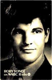 Eric Schecter's Instagram, Twitter & Facebook