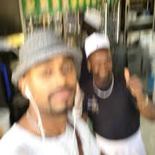 2nd time today I got shown some #mentos love "my wife loves your video" 😂  #donaldj #donjames # don #paris #france #love