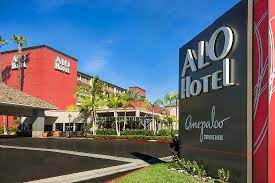 Schau dir am besten die verkehrslage in der nähe des hotels an, wenn du zeit sparen möchtest. Worst Hotel In My Life Review Of Alo Hotel Orange Ca Tripadvisor