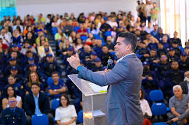 David Almeida empossa primeira mulher comandante da Guarda Municipal e anuncia concurso para 590 novos agentes