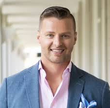 Natalie Messer's Instagram, Twitter & Facebook