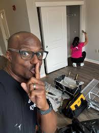 It's Monday baby, let's goooooooooo💪 #RWTR #Gametime #Walls #Trim #Doors  #Letgetit · Rolling with the Richey's · Facebook