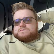 Is anyone else experiencing Verizon service issues in Brevard NC?