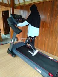 Www Eshade Id Jual Treadmill Elektrik Treadmill Curve Surabaya Spesialis Paket Alat Fitness Import Dan Lokal Harga Murah Terjangkau Wilaya Di 2020 Treadmill Alat Gym