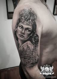 Black And Grey Realism Tattoo Artist Near Me Queen Woman Beautiful Luxus Luxury Tattoo Black And Grey Realistic Castle Medieval Crown Portrait Portrait Tattoos Art Tattoo
