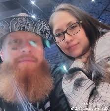 Can a 4x8 sheet of plywood fit in a Tahoe?