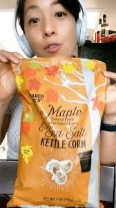 Trader Joe's Maple Popcorn review! #traderjoesreviews #traderjoesfavorites  #traderjoesrecipe #traderjoesfavs #kettlecorn #healthysnacking #snacksss