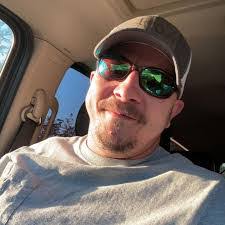 Ryan Gaskins's Instagram, Twitter & Facebook