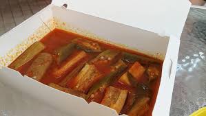 Kawasan wilayah persekutuan meliputi wilayah seluas 244 km2 (94 sq mi), dengan penduduk sekitar 1,6 juta jiwa (2010). Closed La Zat Kuala Lumpur Restaurant Happycow
