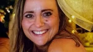 We are Neve and Abbie