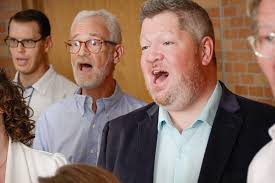 Hodie Christus natus est” as...