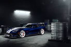 Dodge Viper Acr Slips Into White Adv 1 Wheels Carscoops Dodge Viper Viper Acr Dodge