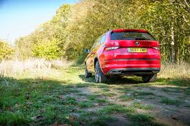 It's impressively spacious, has an excellent interior and is good to drive, too. Skoda Kodiaq Sportline Review Uk