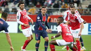 Football fans across the globe have been waiting for lionel messito make his debut for the parisian side. S Ejd4rngknf2m