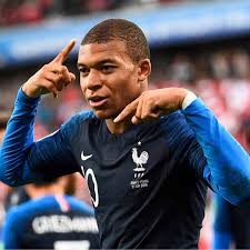 Kylian Mbappes K Mbappe29 First Half Goal In 34th Minute Was Enough To See France Equipedefrance Into The Knockout Stages And Kno Psg Neymar Coupe Du Monde
