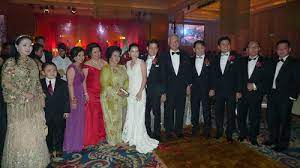 Tan kah kee (simplified chinese: Najib Rosmah And Some Very Rich Friends Photos Courtesy Of Kee Hua Chee Realpolitikasia