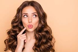 Nello scegliere il colore dei capelli, la carnagione è un elemento importante. Come Scegliere Il Colore Dei Capelli In Base Agli Occhi E Alla Carnagione