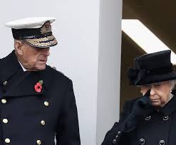 De asemenea, a fost fotografiat la nunta prințesei beatrice în acea lună și a fost fotografiat alături de. Cate Amante Ar Fi Avut PrinÈ›ul Philip Elisabeta È™tia Dar A Acceptat Click Mobile