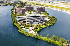 Hilton Miami Airport Blue Lagoon Day Pass Resortpass