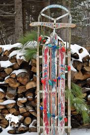 I would add and take away some stuff but i like the old sled used as a decoration. 10 Ways To Decorate A Vintage Sled Lora B Create Ponder