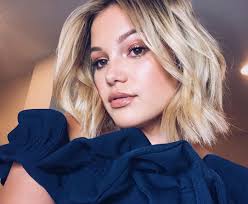 блондинка в эфире смотреть онлайн в хорошем качестве 720 Up Close N Personal Olivia Holt Holt Long Hair Styles