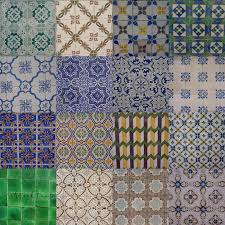 Aber den begriff kachel verwenden fachleute nur dann, wenn es um den bau von kachelöfen geht. Azulejos Muster Kacheln Fliesen Unterwegs Schminktante Bunt Schminktante All About Beauty