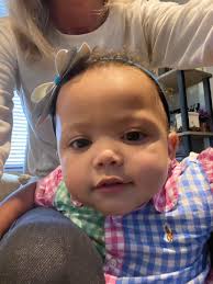 The unbelievably gorgeous baby Ebb doing her bit for team promotion 😊 Ebb  'Lendever's Keep Up With Me'