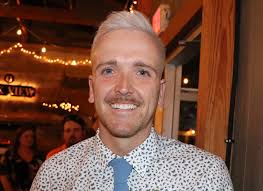 Huskies' Grad Named Owatonna Teacher of the Year