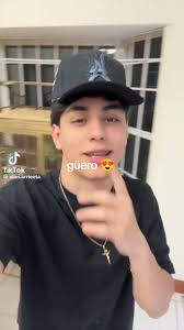 Alaan: Una Amistad Sincera y Amores Visuales