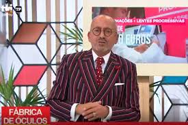 Once you provide the algorithm with number of topics all it does is to. Manuel Luis Goucha Nao Tem Duvidas Em Recomendar A Nossa Otica Fabrica De Oculos Do Cacem